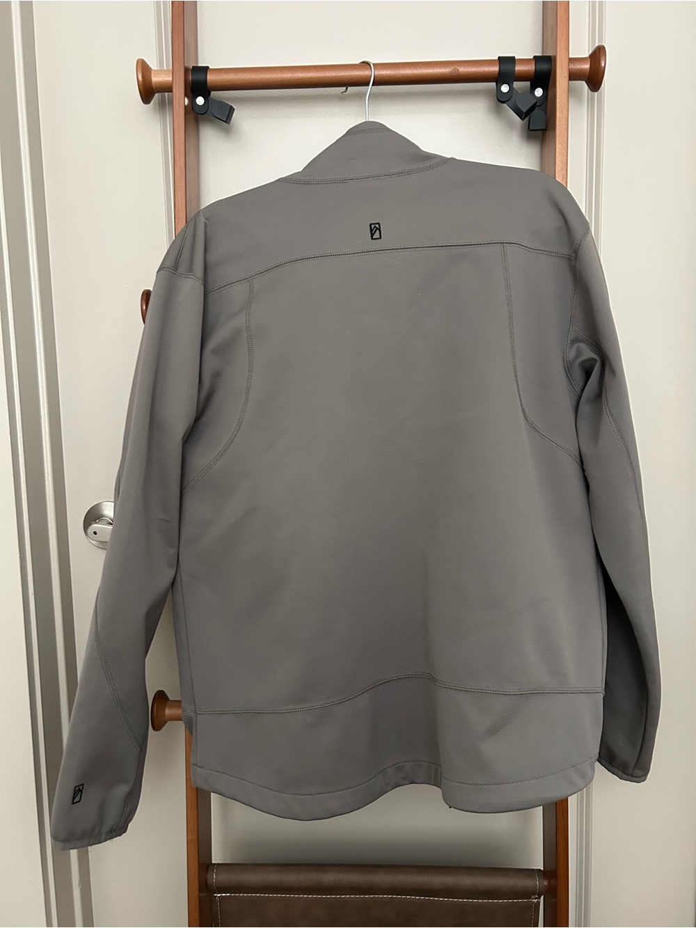 Alpine Gray Performance Softshell Jacket - Picture 5 of 5